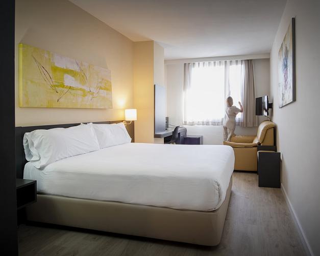 Standard double room