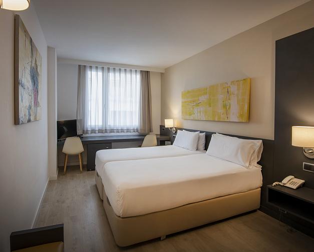 Standard double room