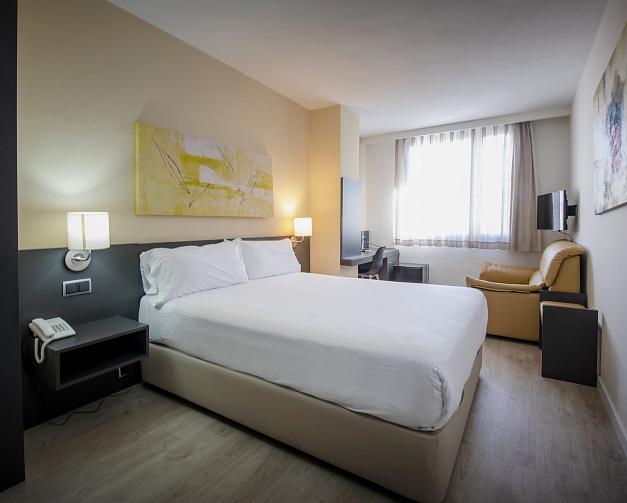 Standard double room