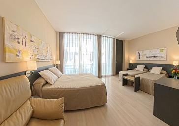 Habitación cuádruple con acceso al spa