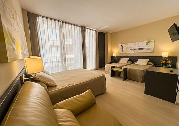 Habitación cuádruple con acceso al spa