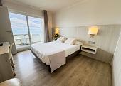 Superior double room with sea view and spa access