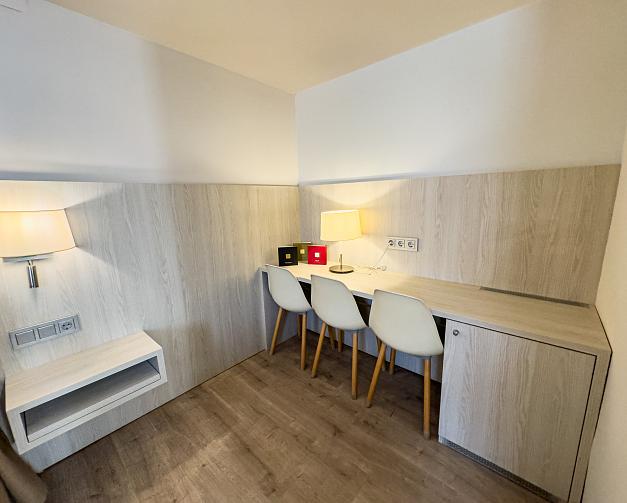 Habitación triple con acceso al spa