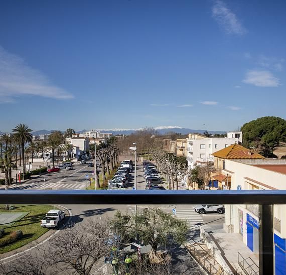 Double room with partial sea views