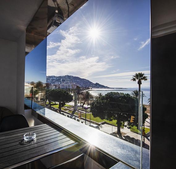 Triple Room with Side Sea View