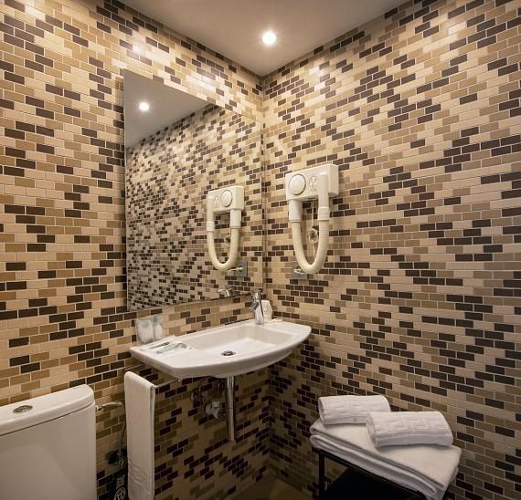 Triple Room with Side Sea View