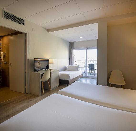 Triple Room with Side Sea View