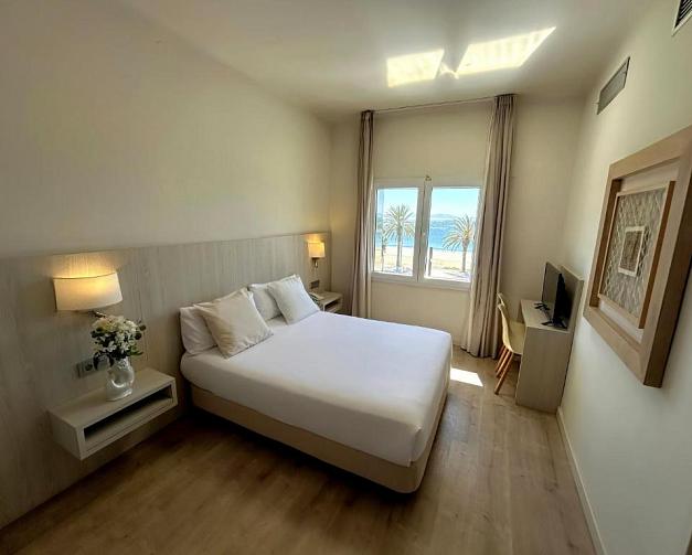 Chambre double avec vue sur la mer (avec fenêtre)