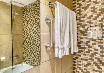 Habitació doble superior amb vista sobre el mar i accés a l'spa