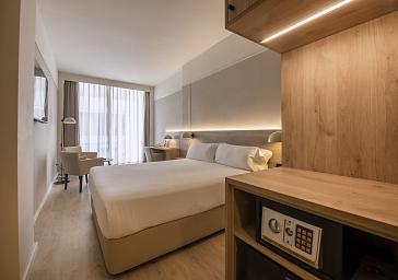 Junior Suite with access to the spa