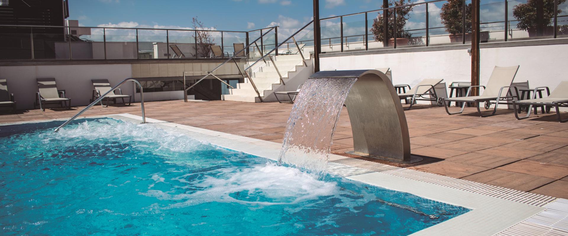 Pool und Solarium