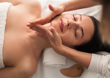 Forever Young Gesichtsbehandlung